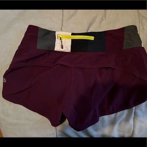 lululemon speed up shorts - deep purple / burgundy color